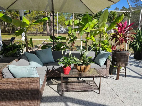 127 E Camelot Dr, Palatka, FL 32177