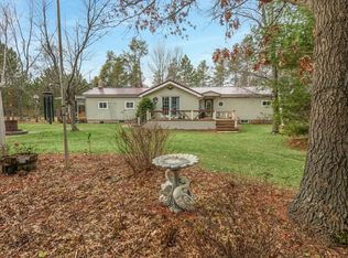 W10413 Konstad Ln, Crivitz, WI 54114