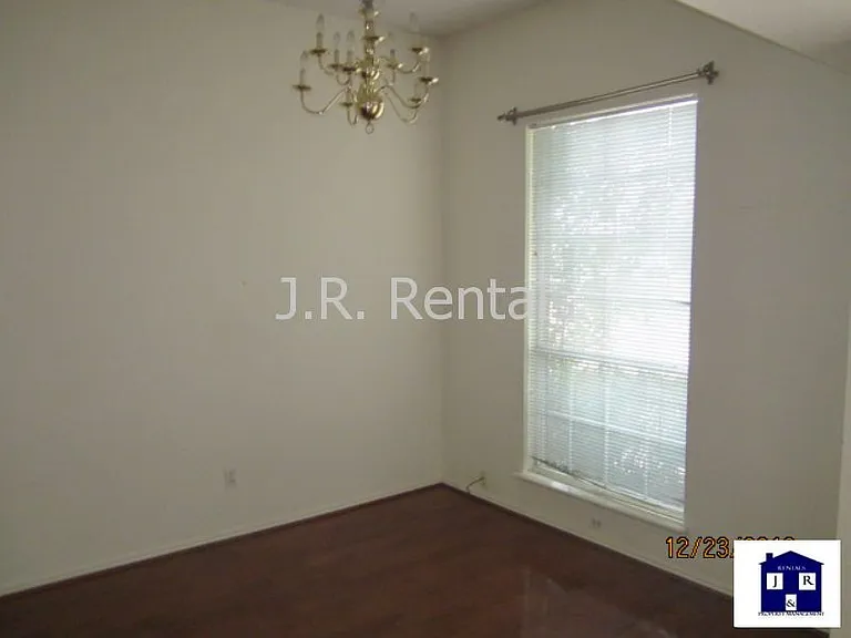 3615 Coral Bay Ln — Photo 18
