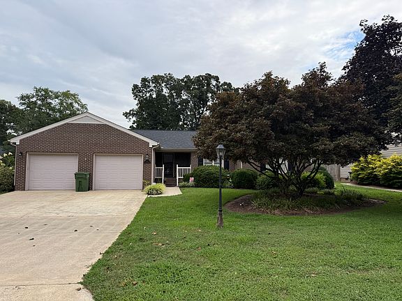 2nd image of 109 Beechwood Dr