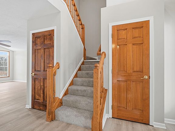 4th image of 4554 Commons Park Dr