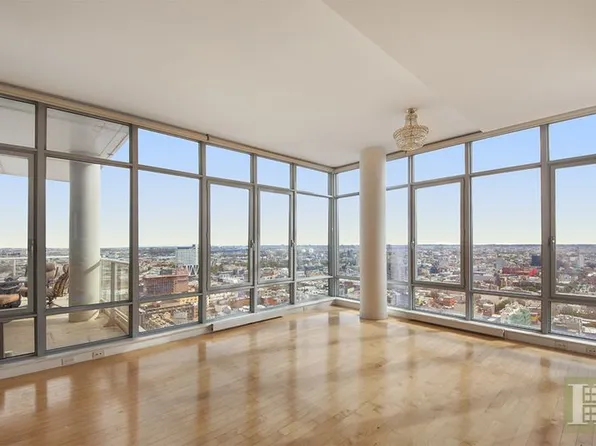 1 Northside Piers, Brooklyn, NY 11249