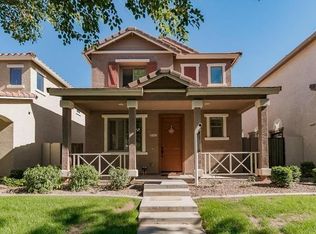 3852 E Sante Fe Ln, Gilbert, AZ 85297
