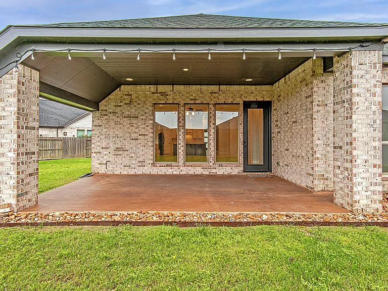 4002 Maple Glen Dr — Photo 32