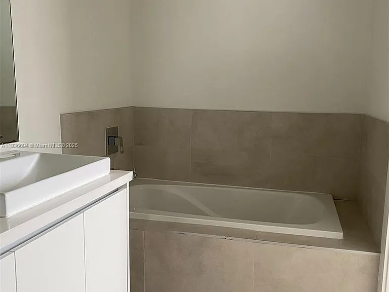 7231 NW 103rd Path — Photo 9