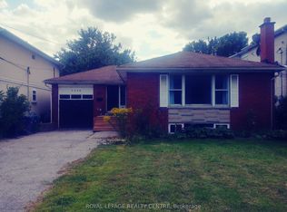 1534 Cawthra Rd, Mississauga, ON L5G4L2