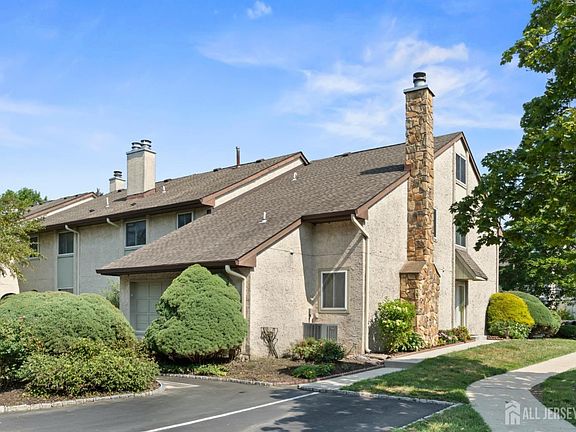 2nd image of 155 Thoreau Dr