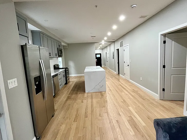 11 Radford Ln #1 — Photo 8