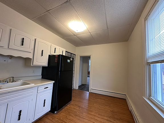 2nd image of 151 Walnut St #1