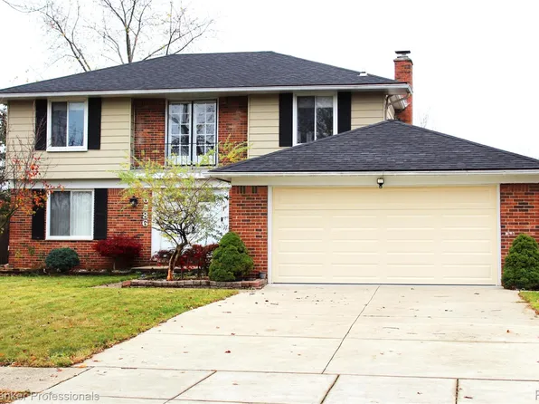 6586 Carriage Hills Dr, Canton, MI 48187