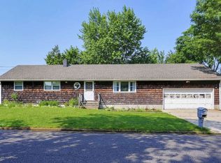 705 W Lawn Dr, Neptune, NJ 07753