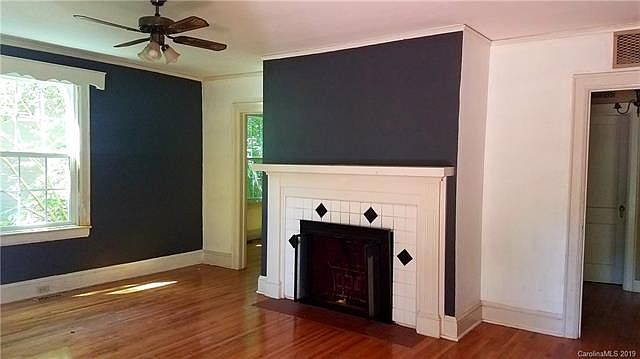 2nd image of 1245 Rollins Ave #19