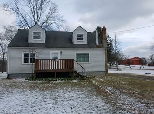 2904 Applegate Rd SE, Youngstown, OH 44505