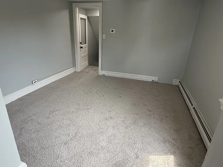 327 1st Ave #2 — Photo 6