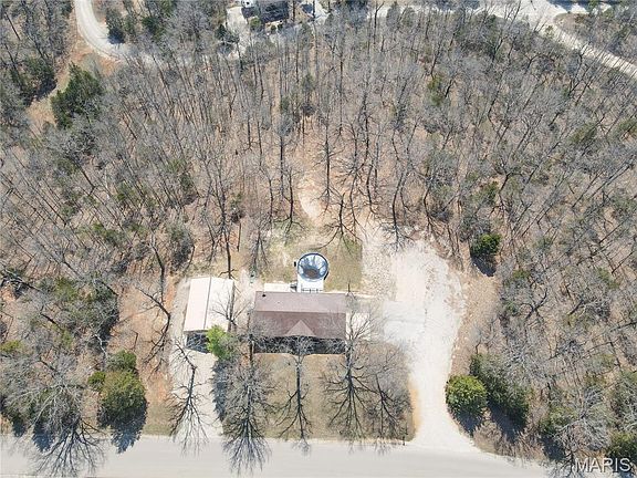 2nd image of 1568 Rue Riviera