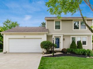2472 Dunstan Dr, Columbus, OH 43235