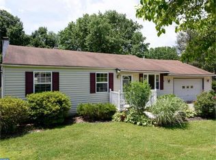 61 Carol Ln, Malvern, PA 19355