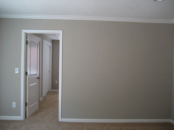 4th image of 2879 Tribune Ave