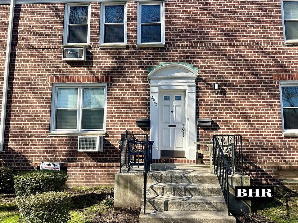 1st image of 2042 E 57th St #98A