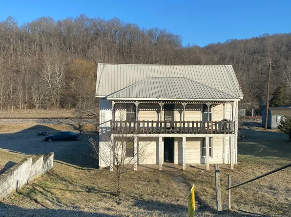 5703 Lee Hwy, Atkins, VA 24311