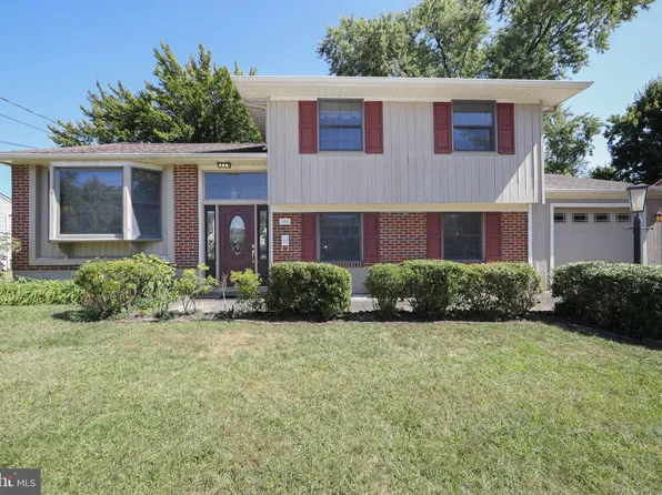 105 Evergreen Rd, Stratford, NJ 08084