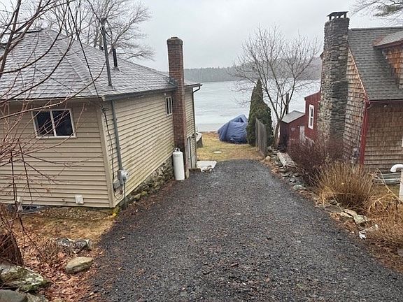 2nd image of 46 Finn Park Rd