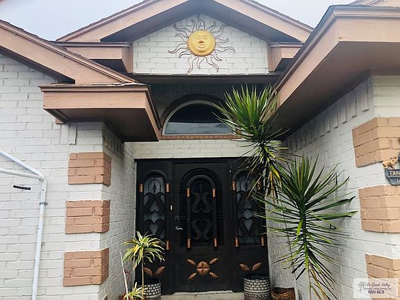 4th image of 6935 Laguna Madre Dr
