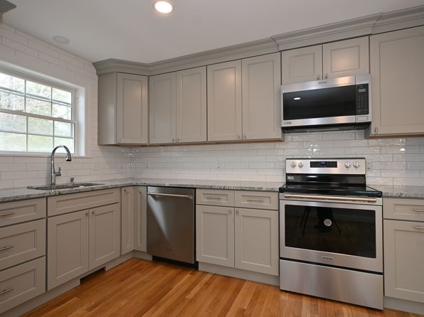59 Meadow Cartway, Millis, MA 02054