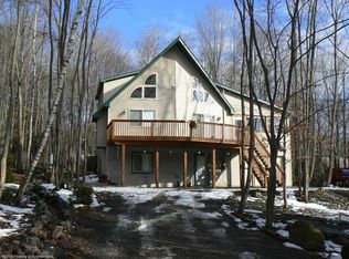 1272 N Brookfield Rd, Lake Ariel, PA 18436