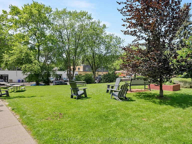 35 Ormskirk Ave #302 — Photo 45