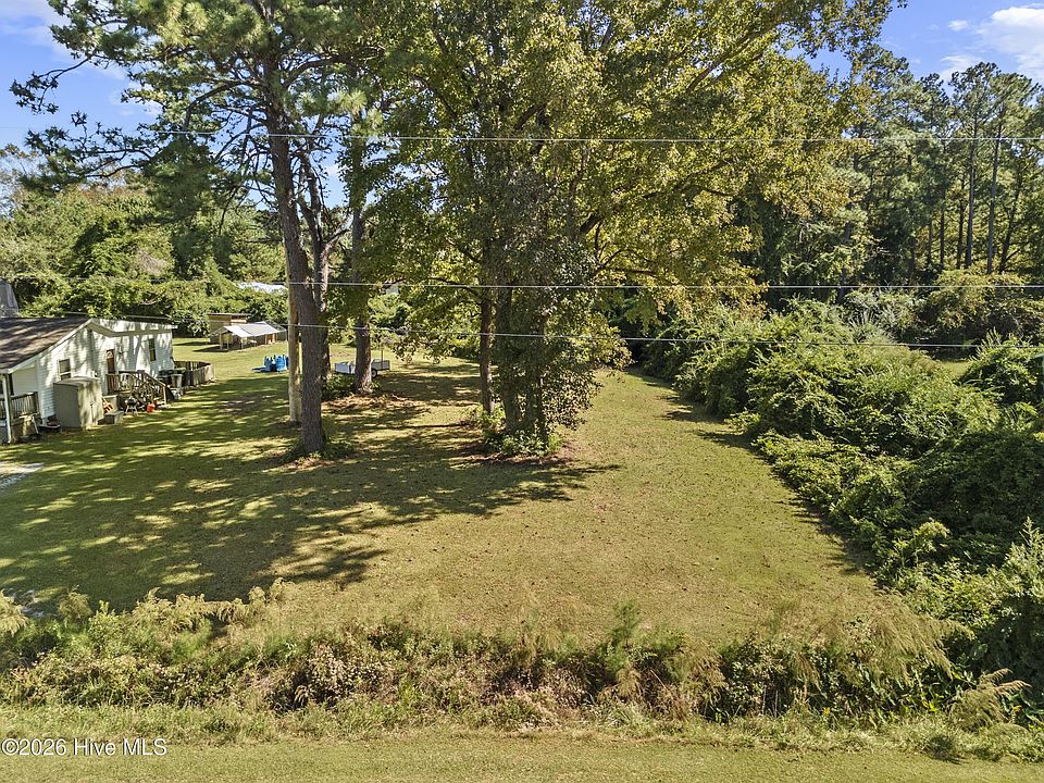 1st image of 105 Kings Parkway