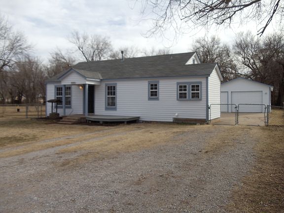 2nd image of 4008 Thomas Dr
