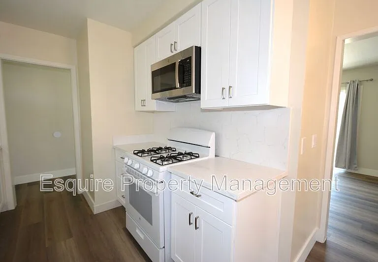 4511 S A St — Photo 5