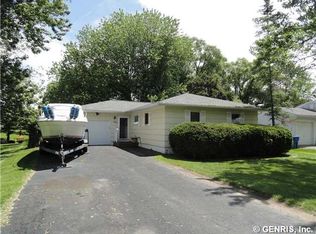 162 Vollmer Pkwy, Rochester, NY 14623