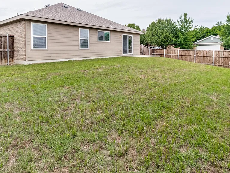 1434 S Raven Dr — Photo 24