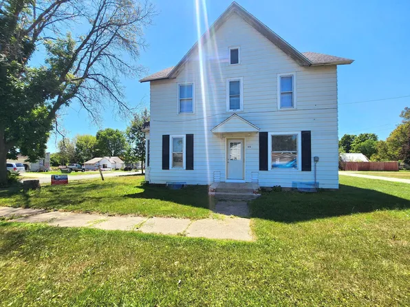 412 E Grant St, Spring Valley, MN 55975