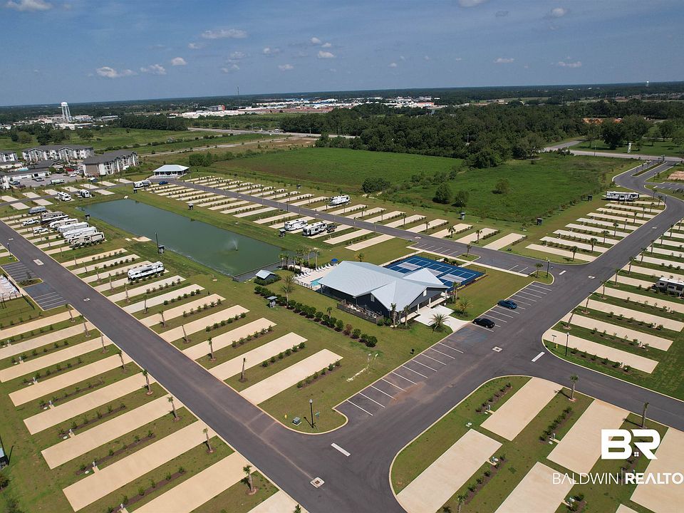 1st image of 803 Vacation Cir