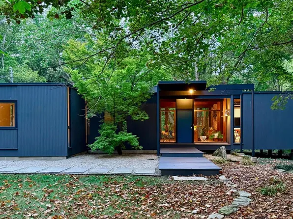 429 W Galbraith Rd, Cincinnati, OH 45215