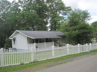 521 S Wylam St, Frackville, PA 17931