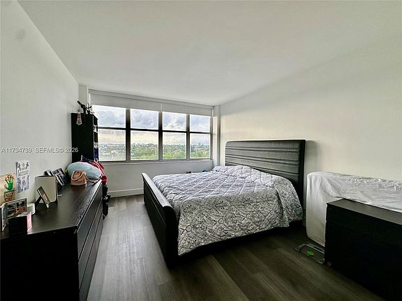 5th image of 7441 Wayne Ave APT 6B