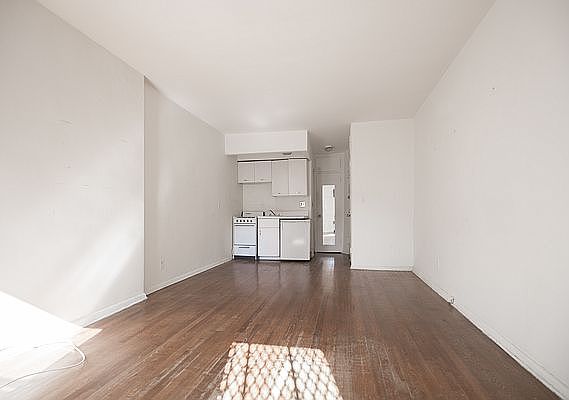 2nd image of 418 E 76th St #4C