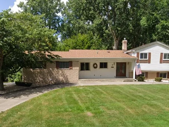 21105 Westfarm Ct, Northville, MI 48167