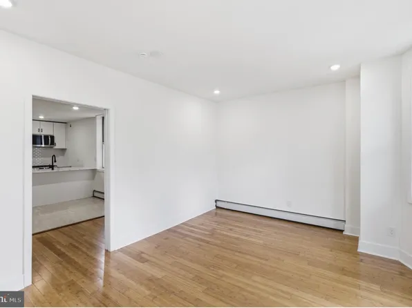 747-00 S 2nd St, Philadelphia, PA