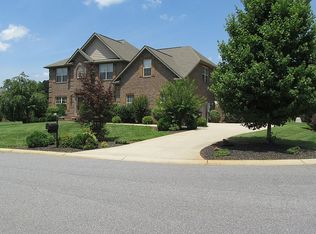 106 Palos Verde Dr, Mooresville, NC 28117