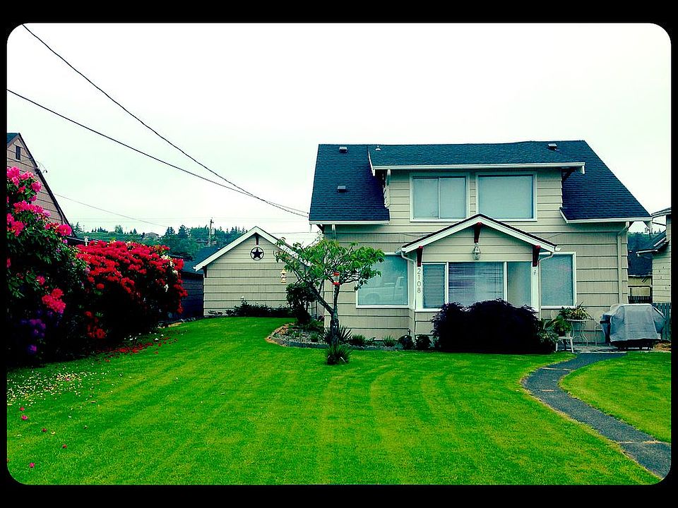 2nd image of 2108 Bay Ave
