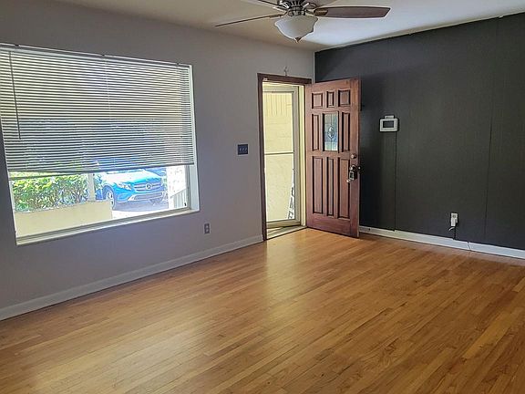 3rd image of 5931 Caribbean Ct N