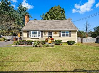 61 Neelans Rd, Enfield, CT 06082