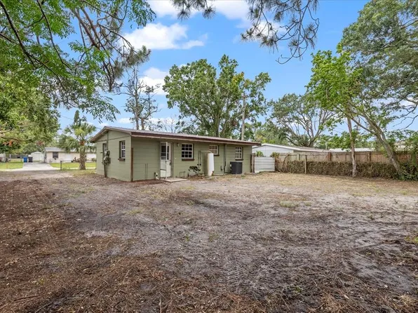 9213 W Robson St, Tampa, FL 33615