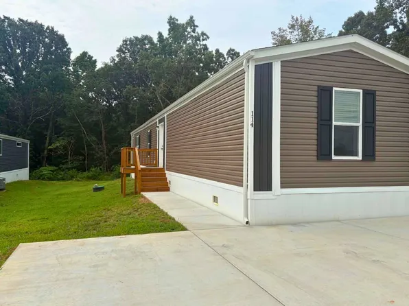 114 Hubert Dr, Dickson, TN 37055