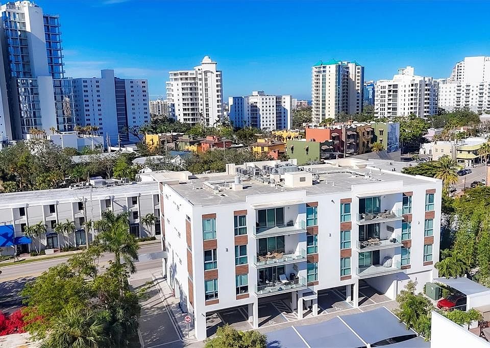 1st image of 635 S ORANGE AVENUE #201